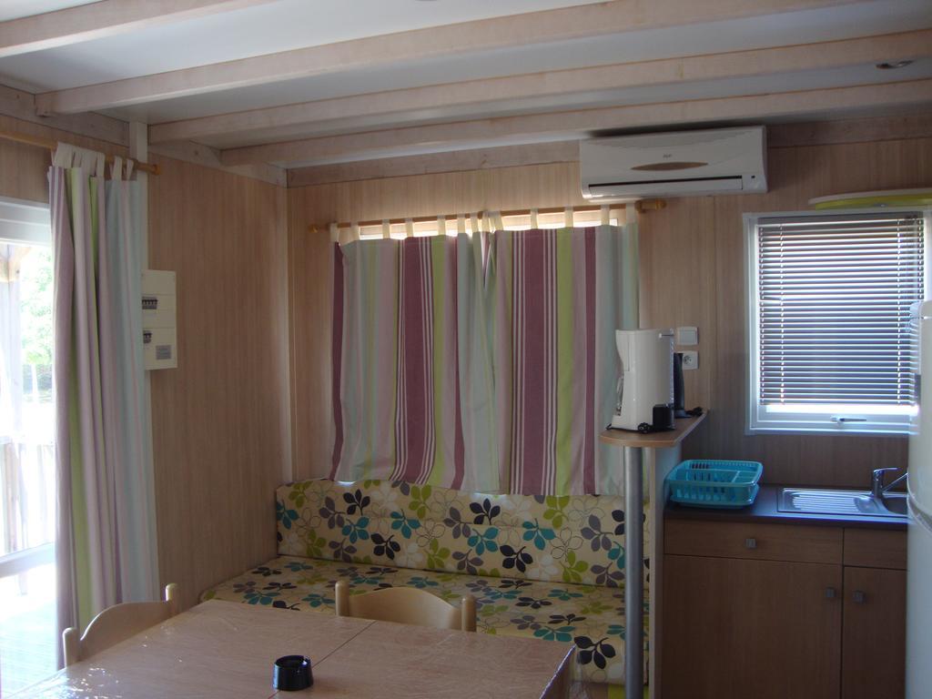 Camping Residence Chalet La Pomposa Terrazzoni Bonifacio  Rom bilde